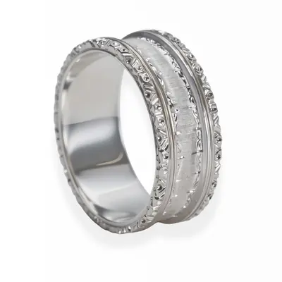 Large milgrain platinum band ring