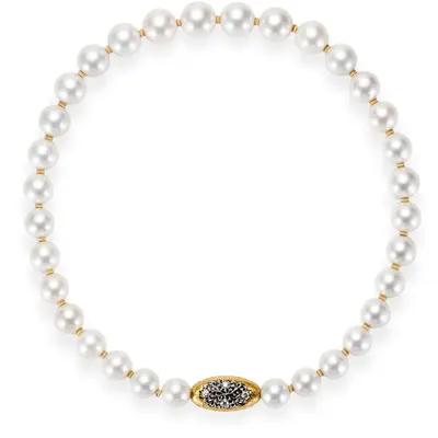 Collana di perle con chiusura Arabesca