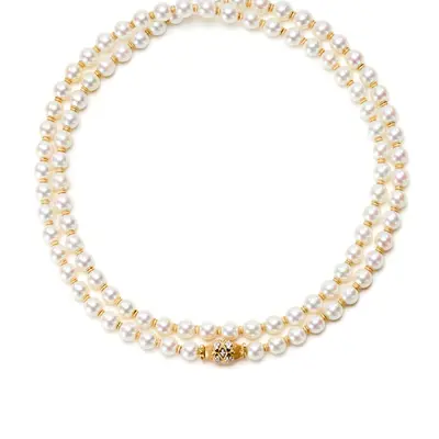 Pearl Necklace with Amphora clasp