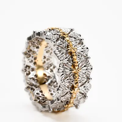 Eternelle Baroque Ring with Diamond Points